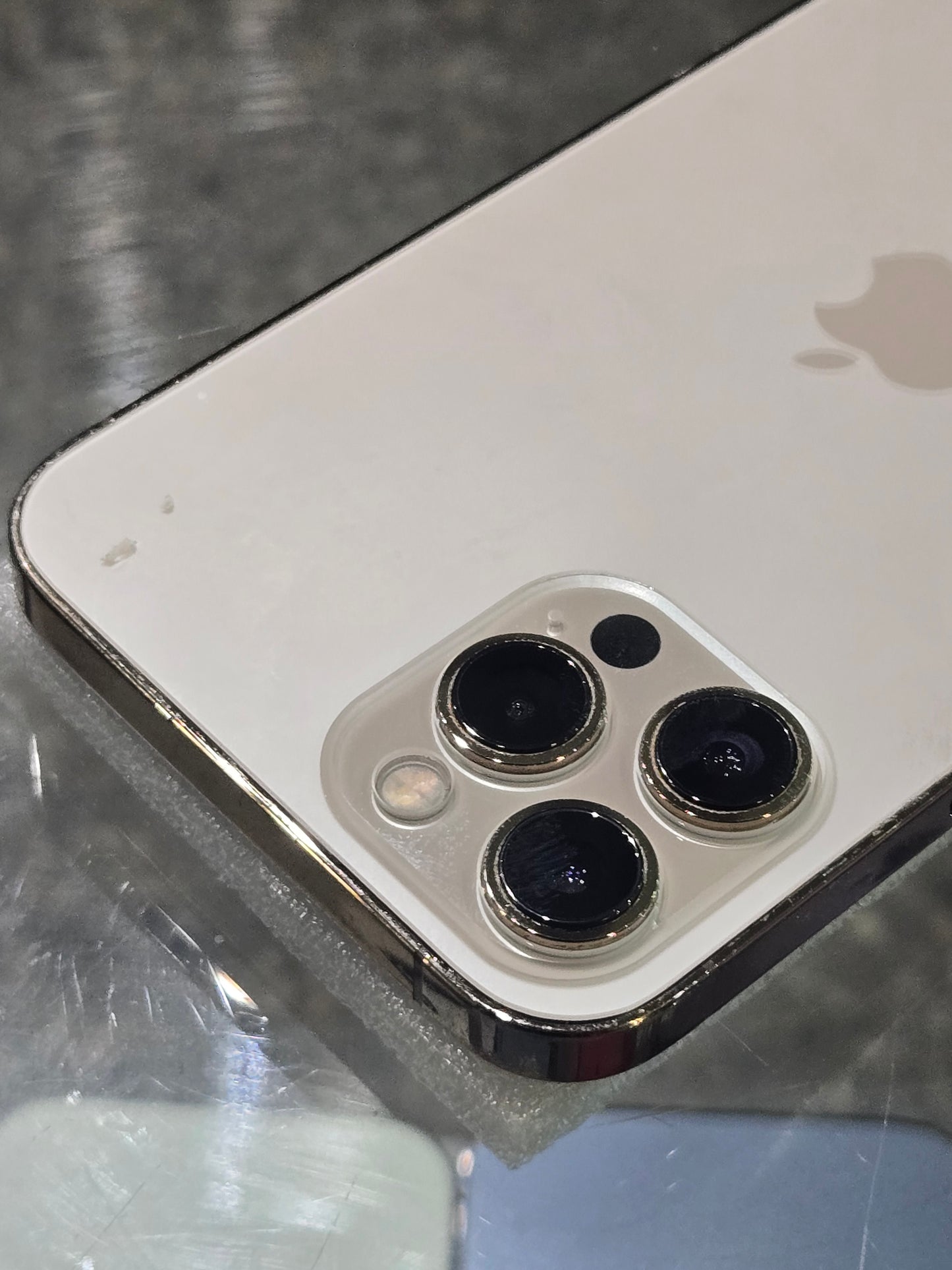 iPhone 12 Pro Max Factory Unlock
