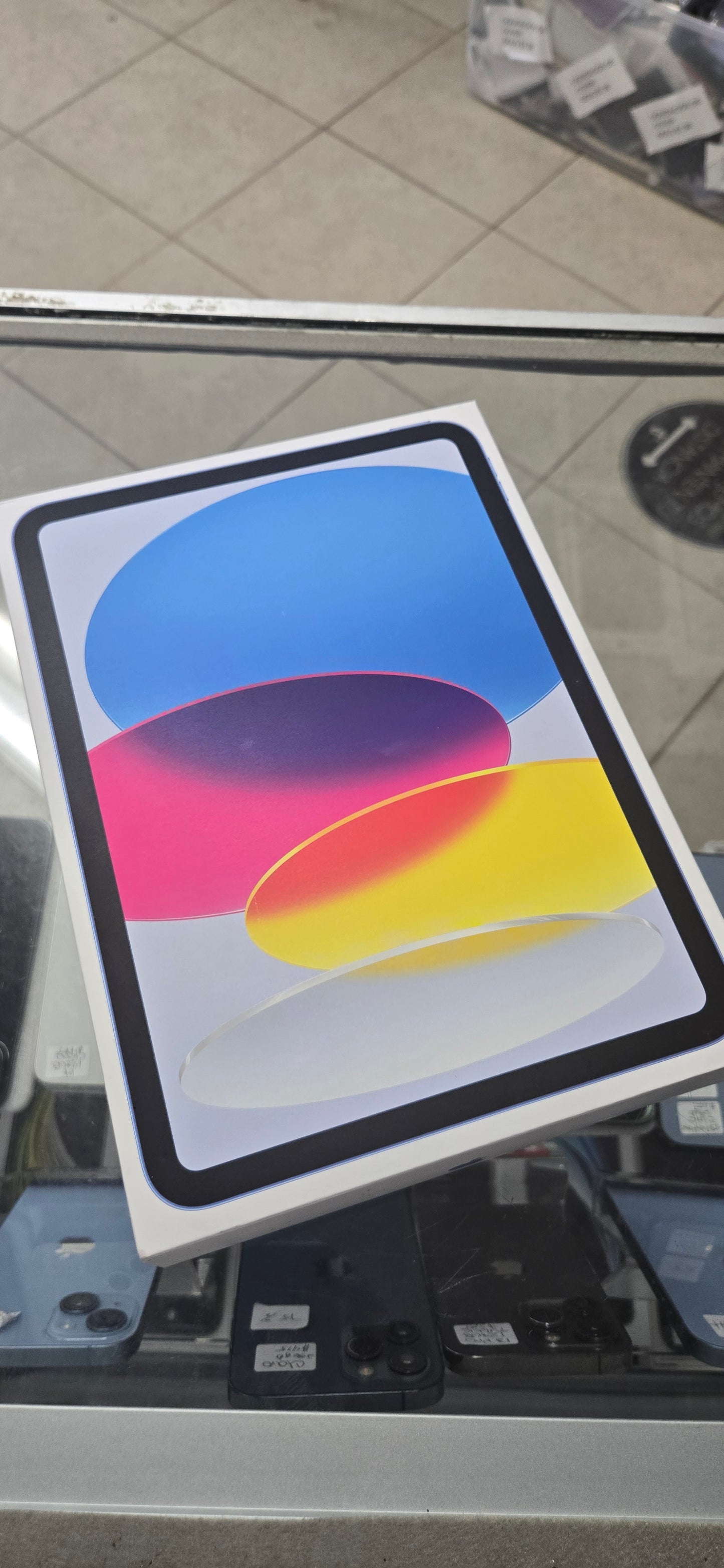 Ipad A16 128GB Wi-Fi + Cellular