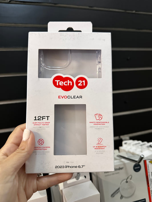 Tech 21 Iphone 15 plus Clear