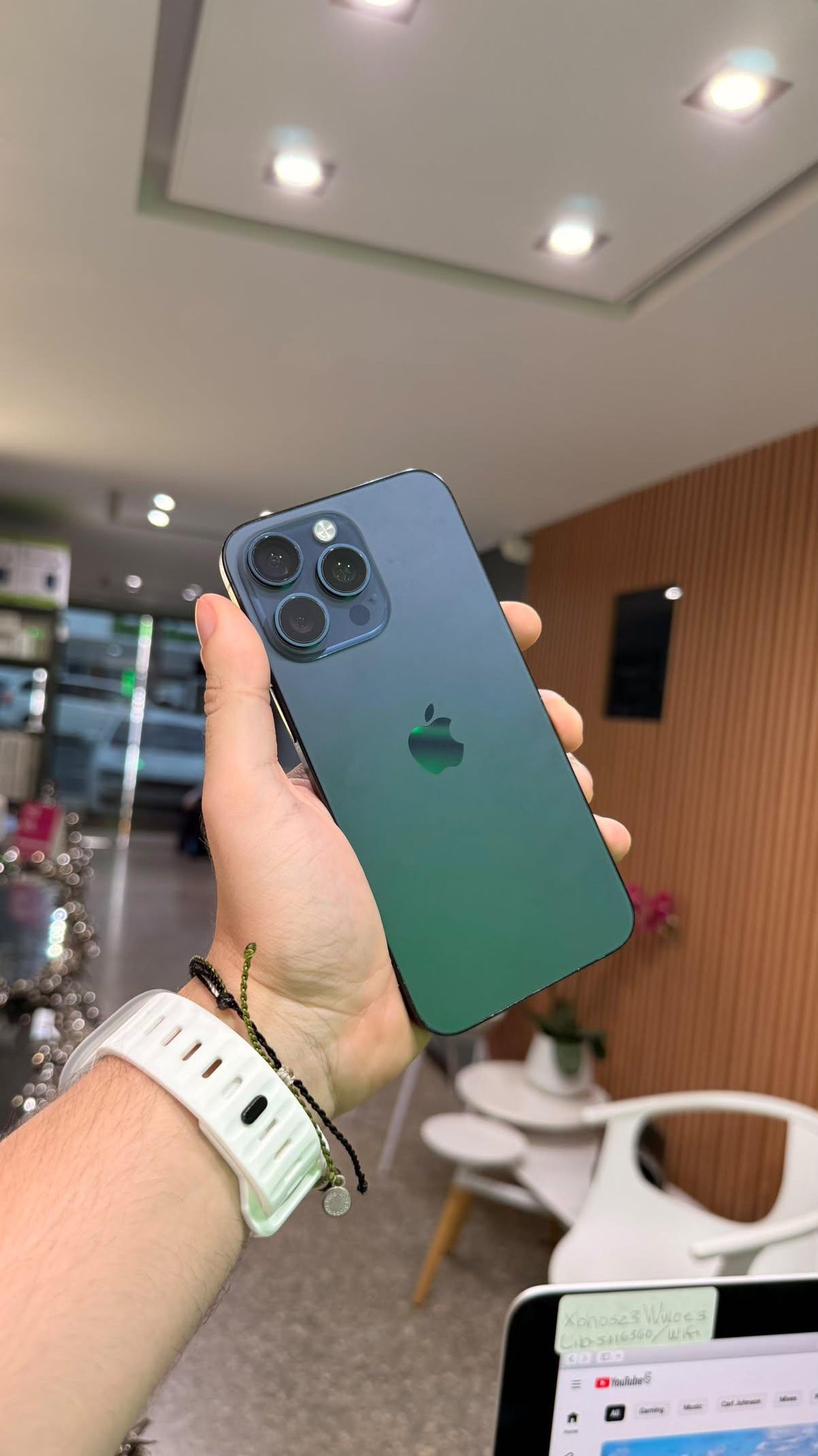 IPhone 15 Pro Max Factory Unlock
